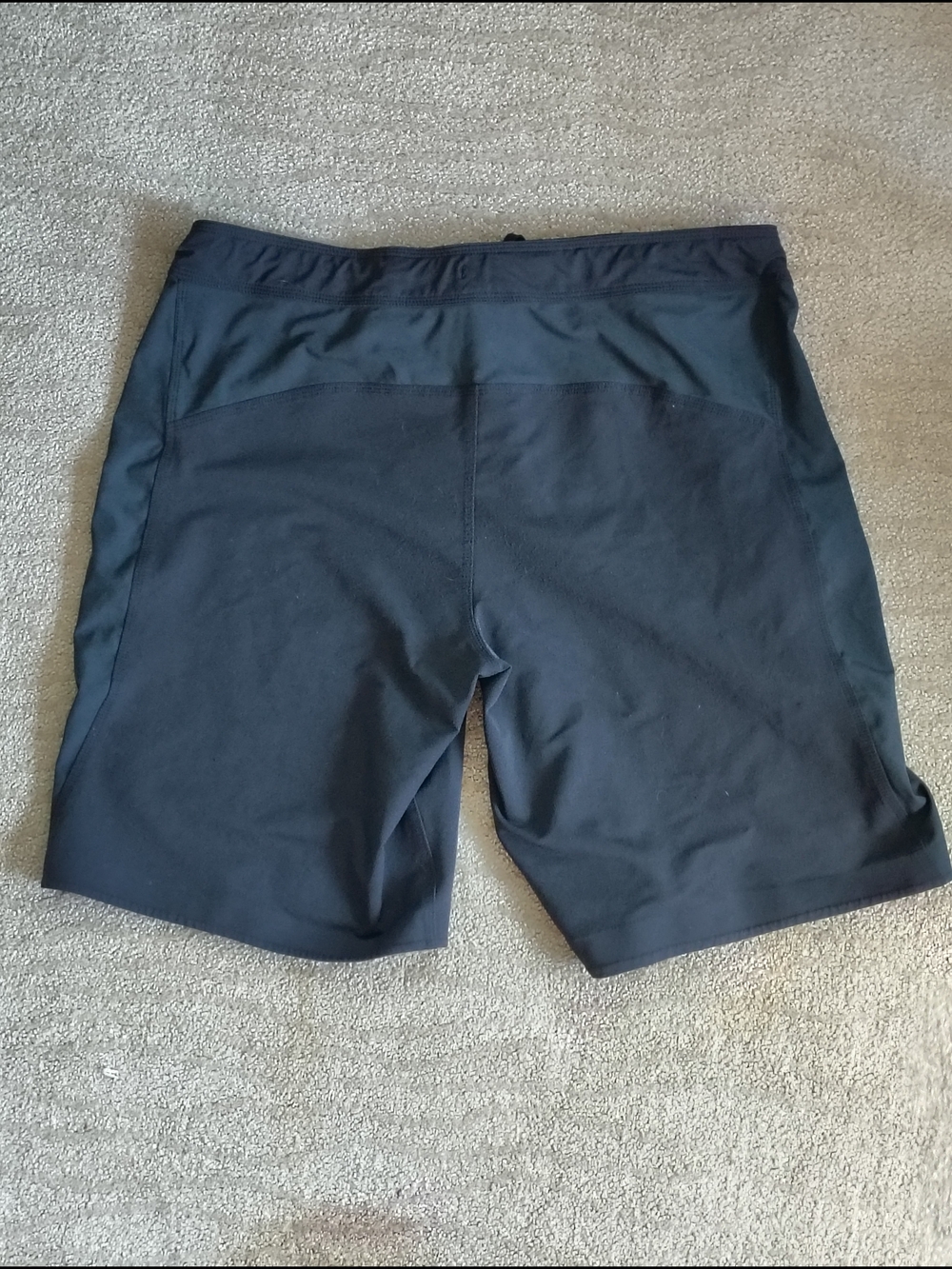 The North Face Black Board Shorts - Mens 38 - Picture 2 of 3